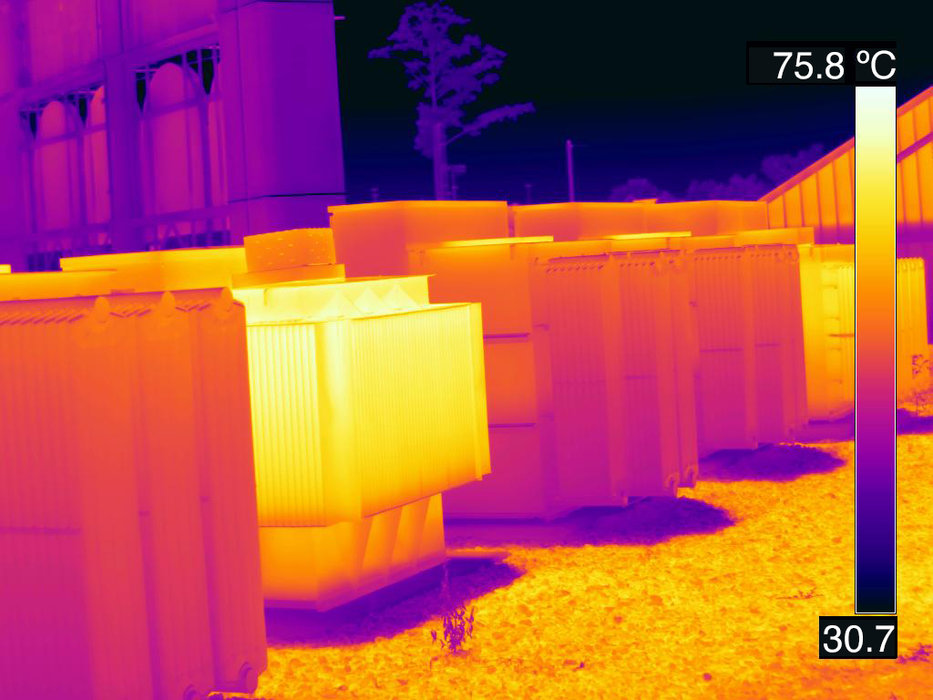 FLIR 1-TOUCH LEVEL/SPAN 
Gebruiksvriendelijk en grotere nauwkeurigheid en contrast 
van het warmtebeeld